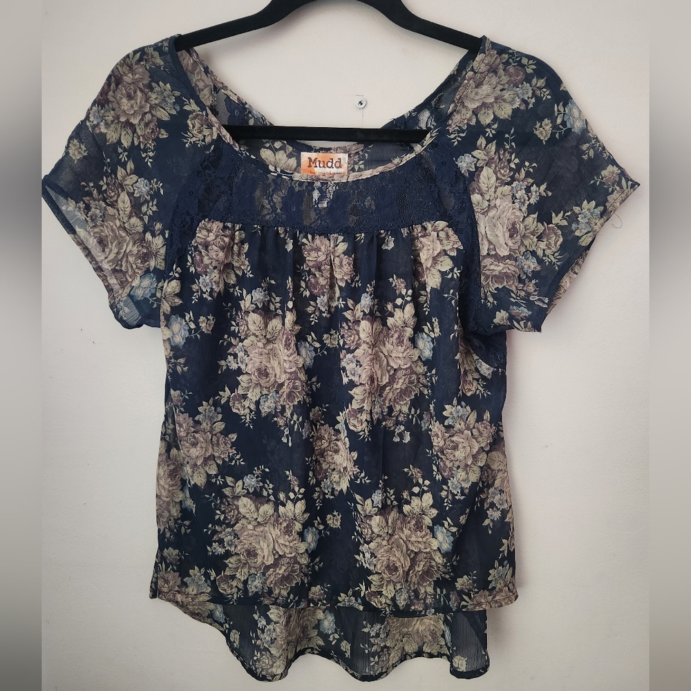 Mudd Floral Blouse With Lace Accent